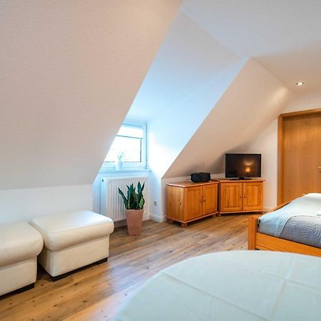 Ferienwohnung Im Reetdachhaus Heringsdorf  Exteriör bild