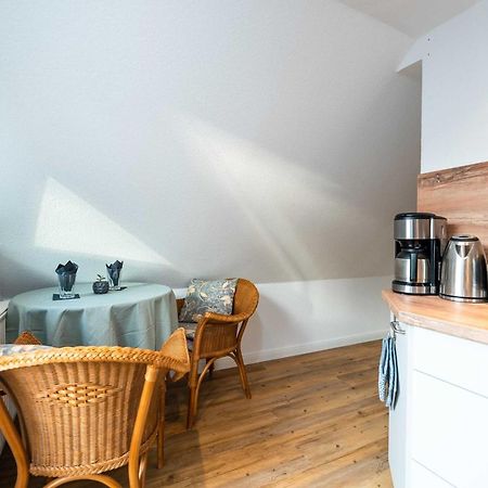 Ferienwohnung Im Reetdachhaus Heringsdorf  Exteriör bild